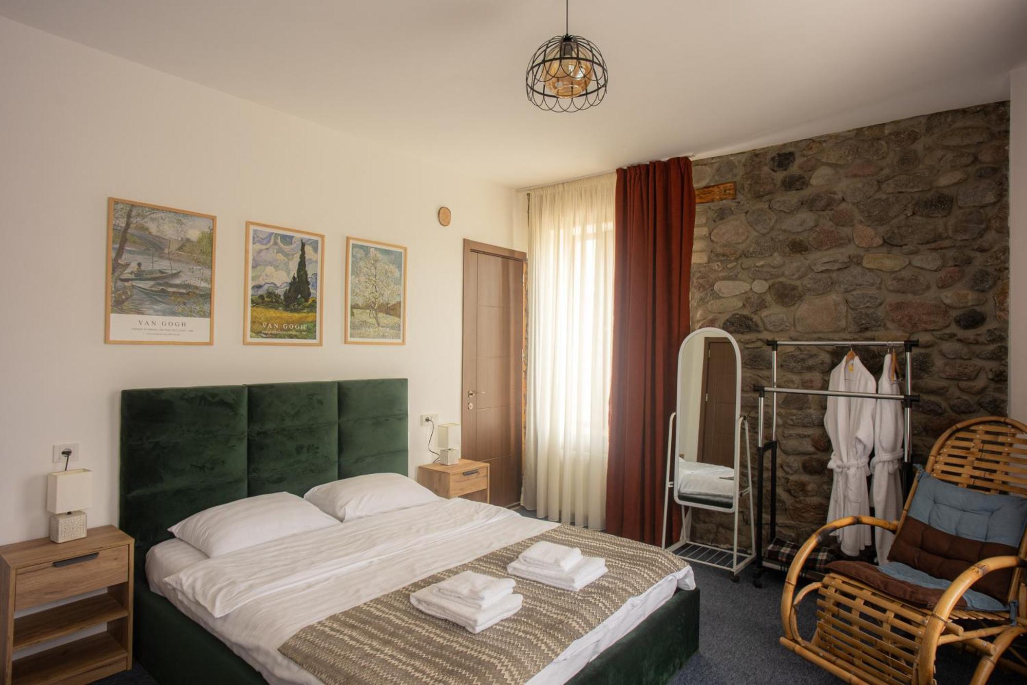 Mood Hotel Kazbegi Exteriör bild